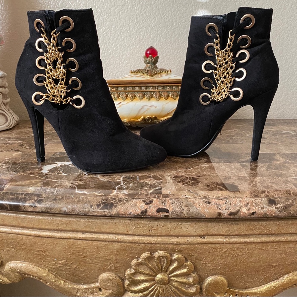 Chain Heel Ankle  Booties
